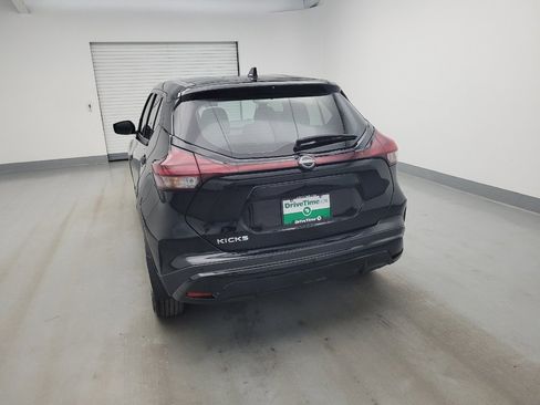 Used 2024 Nissan Kicks S FWD image 6