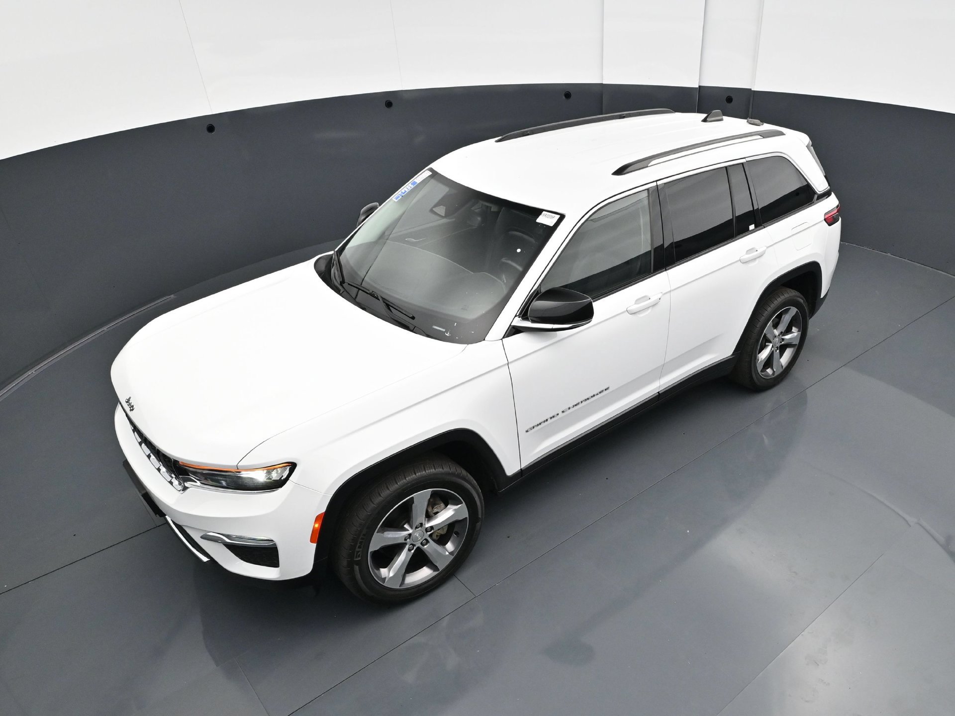 Used 2022 Jeep Grand Cherokee Limited AWD/4WD image 40