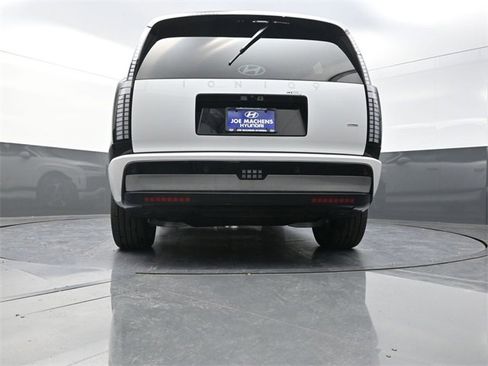 New 2026 Hyundai Ioniq 9 Calligraphy image 37