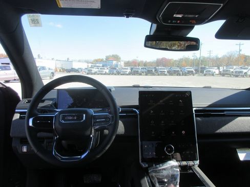 New 2026 GMC Sierra EV Elevation image 14