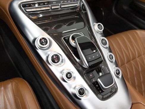 Used 2018 Mercedes-Benz AMG GT C image 18