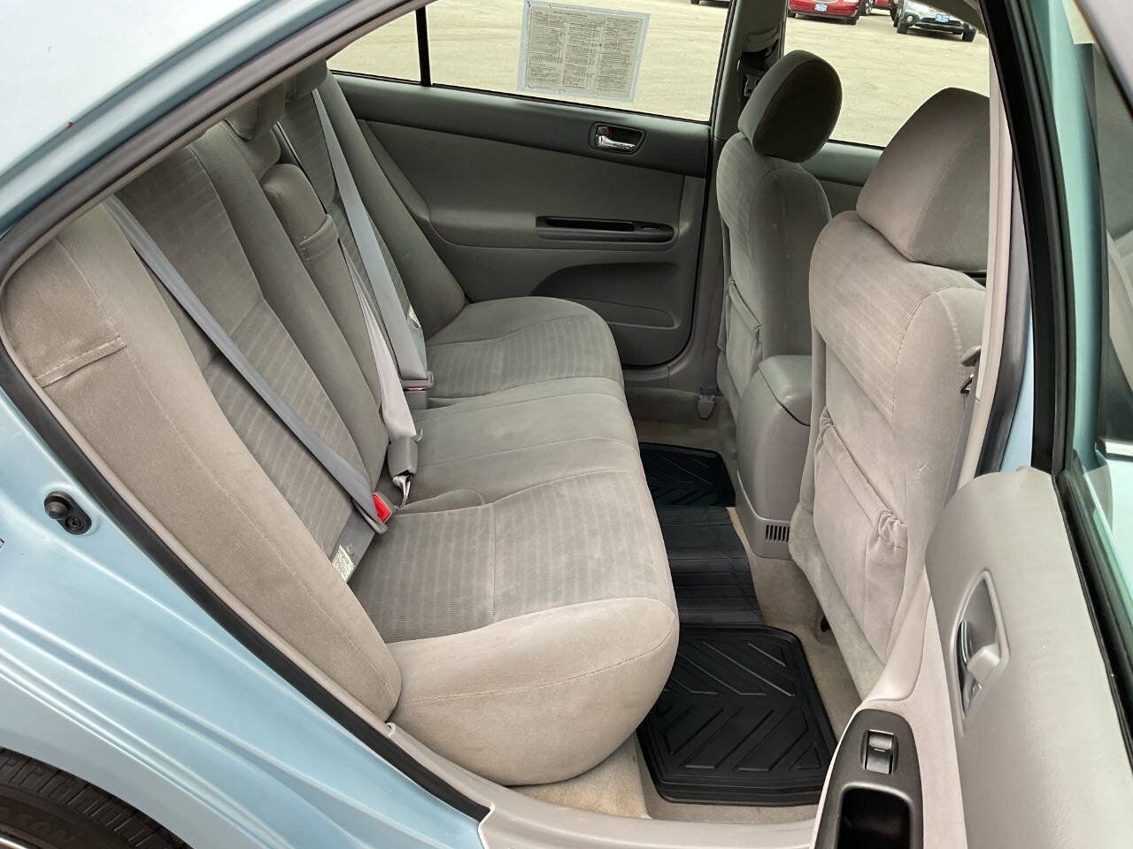 Used 2005 Toyota Camry FWD image 30