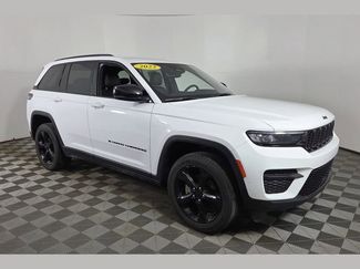 Used 2023 Jeep Grand Cherokee Altitude 360° Tour