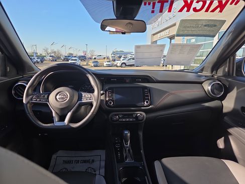 Used 2023 Nissan Kicks SR w/ SR Premium Package image 15
