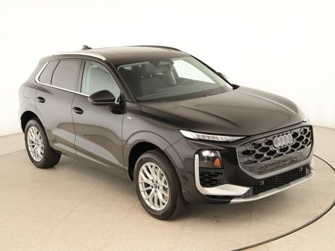 New 2026 Audi Q3 quattro 2.0T AWD/4WD image 37