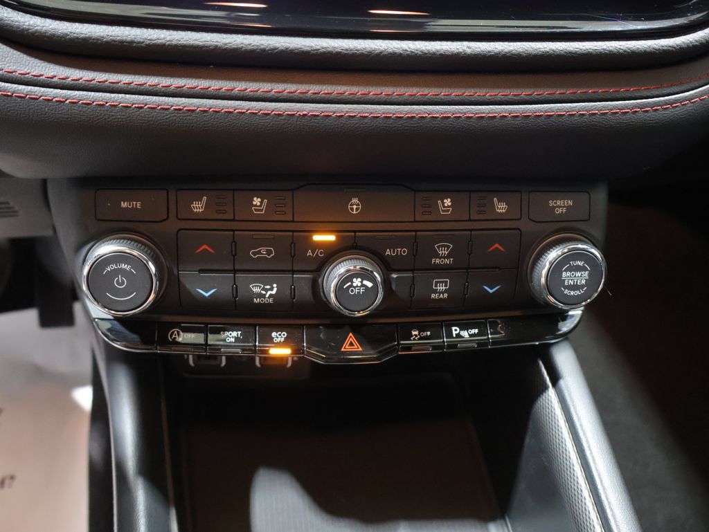 Used 2024 Dodge Durango GT AWD/4WD image 28