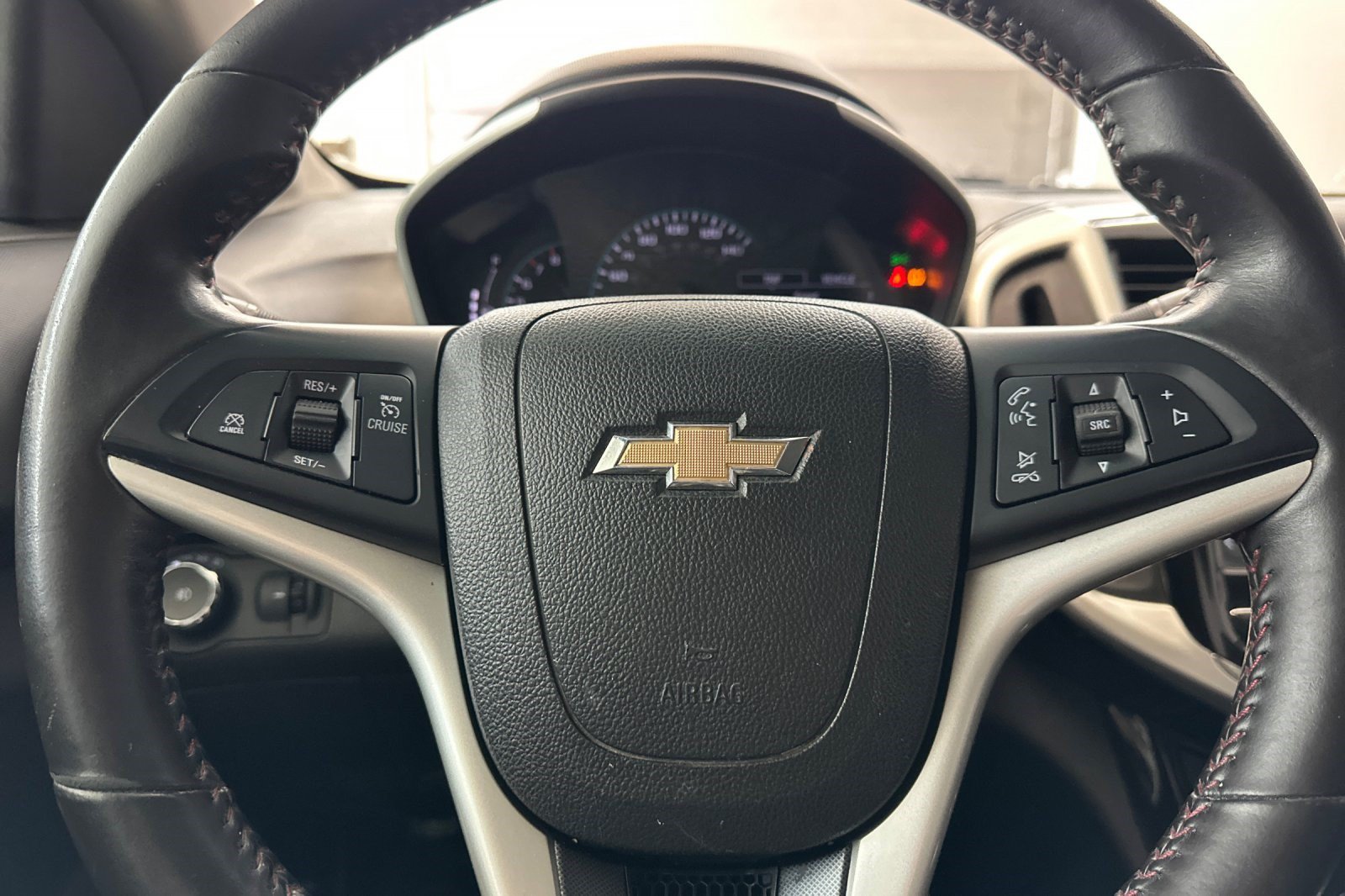 Used 2017 Chevrolet Sonic LT w/ Convenience Package FWD image 11