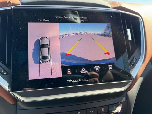 Used 2022 Maserati Ghibli Modena image 24