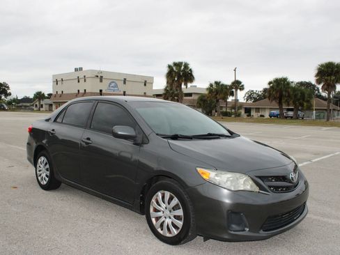 Used 2012 Toyota Corolla LE image 15