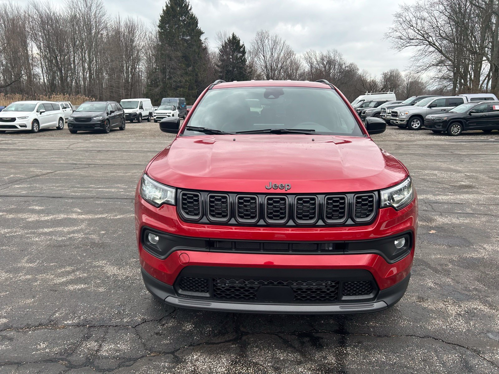 Used 2026 Jeep Compass Latitude AWD/4WD image 10