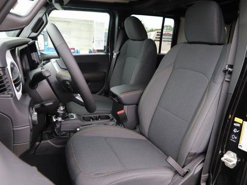 New 2024 Jeep Wrangler Sahara w/ Technology Group image 15