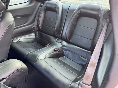 Used 2020 Ford Mustang GT Premium w/ Equipment Group 401A RWD image 31