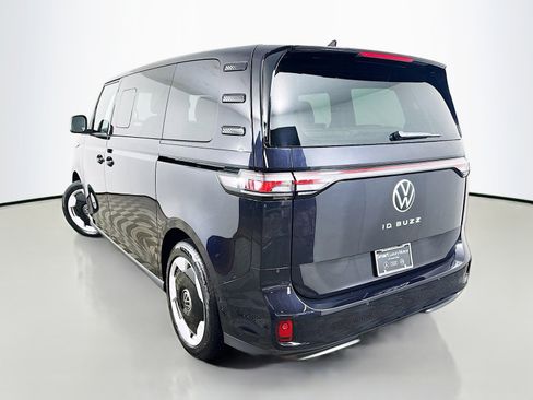 New 2025 Volkswagen ID. Buzz Pro S image 5
