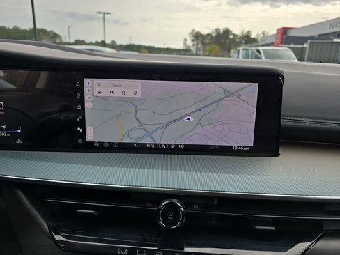 Used 2025 Nissan Murano SL image 26