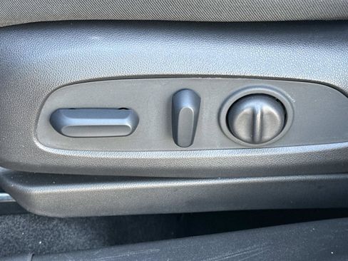 Used 2023 Chevrolet TrailBlazer LT w/ Convenience Package image 15