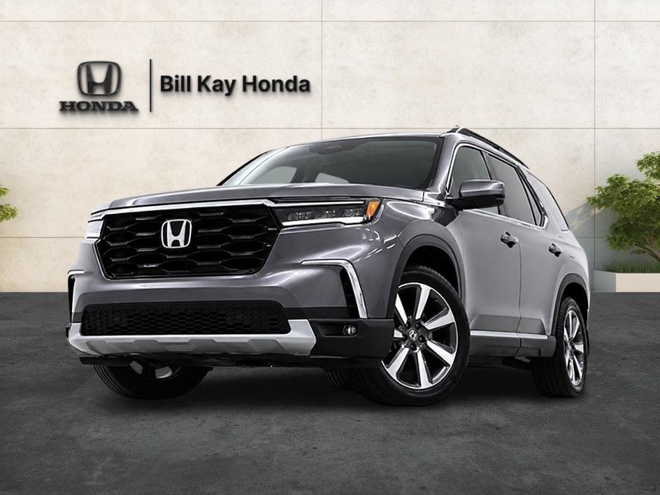 Used 2023 Honda Pilot Touring image 11