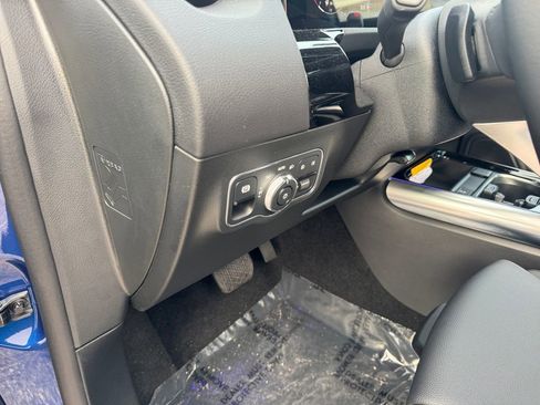New 2025 Mercedes-Benz GLA 250 image 21