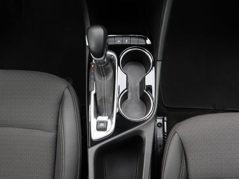 Used 2025 Buick Encore GX Preferred FWD image 17