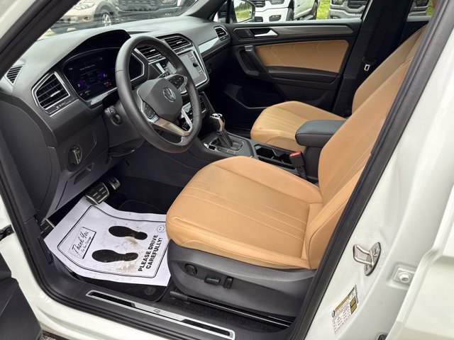 Used 2023 Volkswagen Tiguan SE R-Line FWD image 20