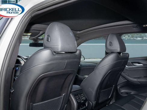 Used 2025 BMW X4 xDrive30i AWD/4WD image 18