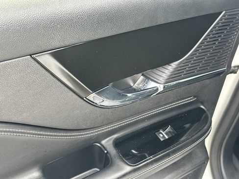 Certified 2022 Lincoln Corsair AWD w/ Premium Package image 13