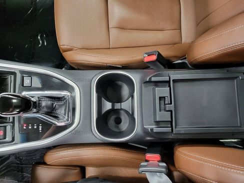 Used 2021 Subaru Outback Touring w/ Popular Package #2 image 16