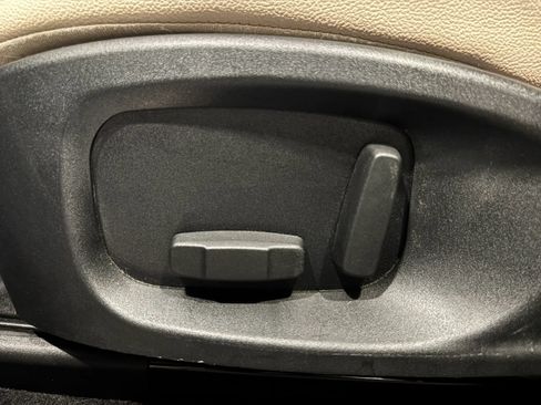 Used 2018 Jaguar F-PACE Premium AWD/4WD image 13