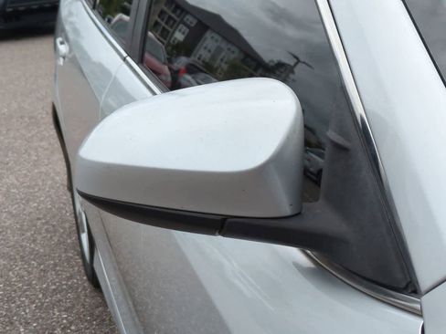 Used 2014 Toyota Camry SE image 12