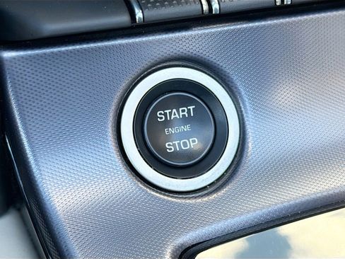 Used 2023 Jaguar F-TYPE Convertible image 31