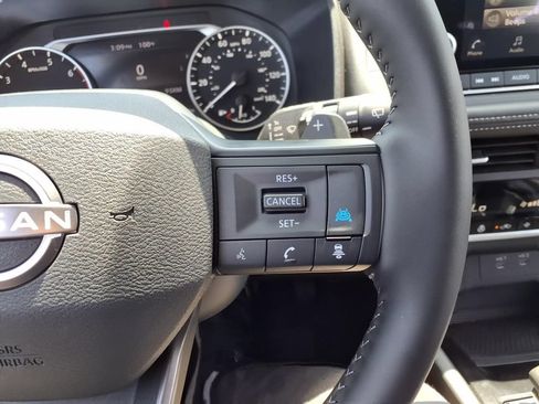 Used 2026 Nissan Rogue SV w/ Cold Weather Package FWD image 14