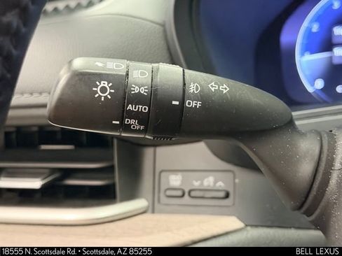 Used 2024 Toyota Grand Highlander AWD image 29