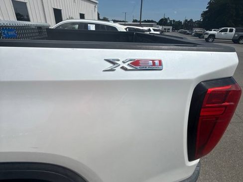 Used 2019 GMC Sierra 1500 SLT w/ SLT Premium Plus Package AWD/4WD image 10