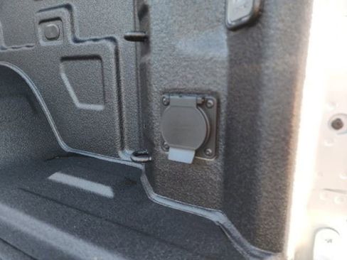 New 2026 Chevrolet Silverado 1500 High Country AWD/4WD image 18