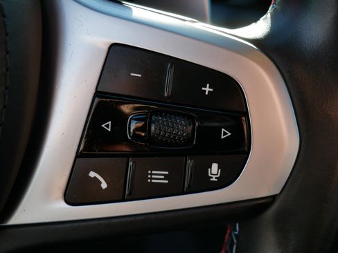 Used 2020 BMW M5 w/ Executive Package image 28