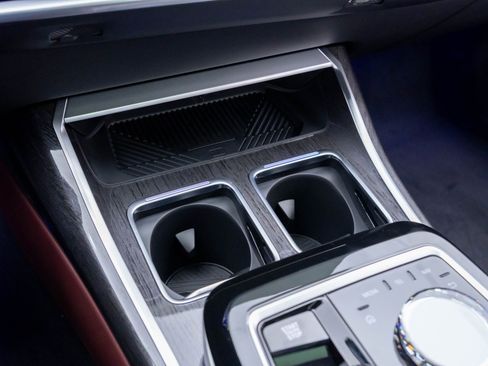 New 2026 BMW 760i xDrive w/ Executive Package AWD/4WD image 30