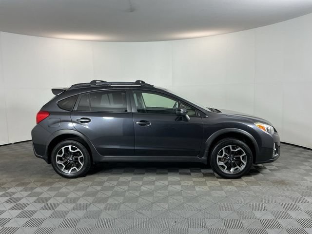 Used 2016 Subaru Crosstrek 2.0i Limited AWD/4WD image 4