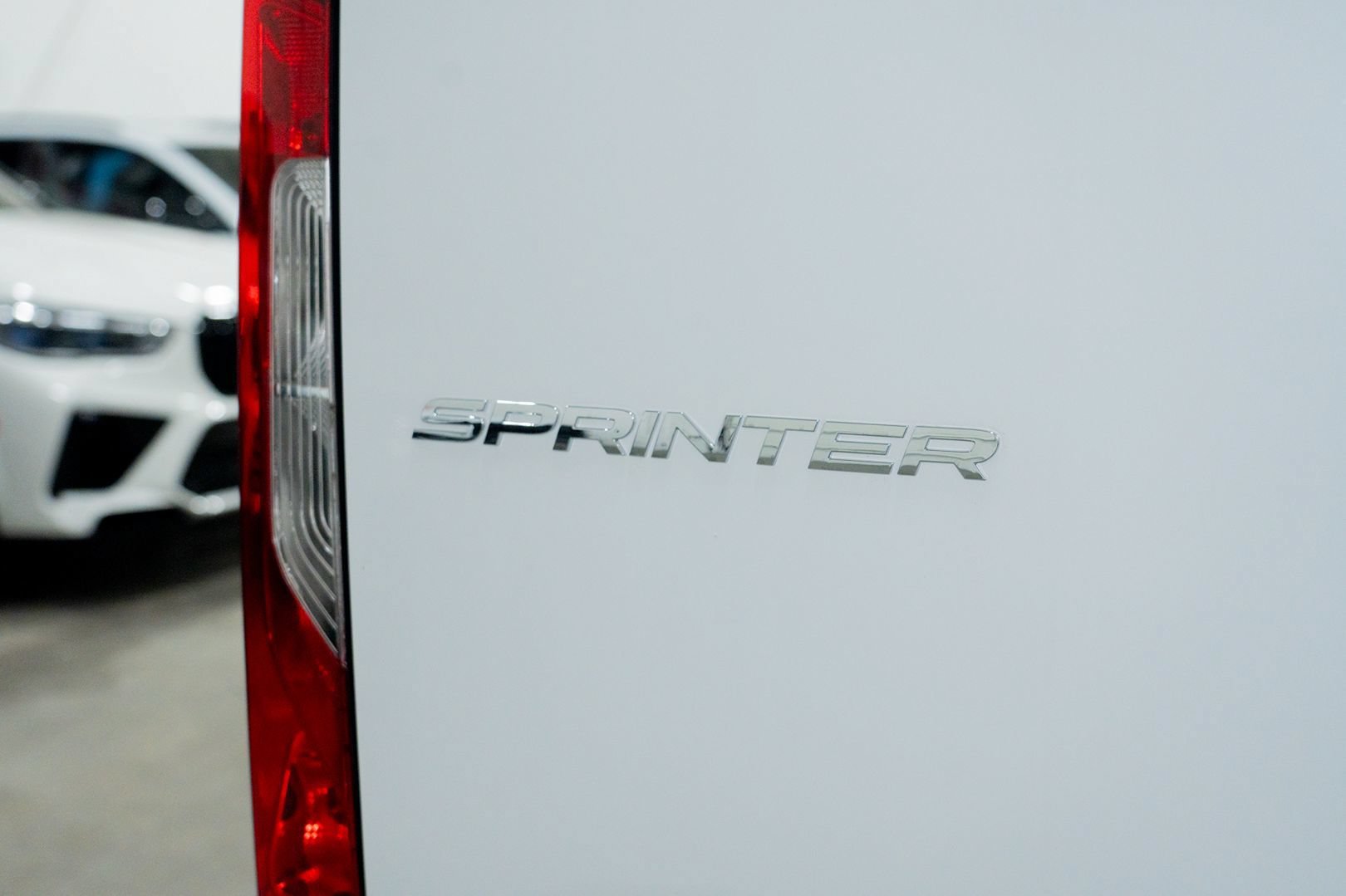 Used 2019 Mercedes-Benz Sprinter 2500 image 9