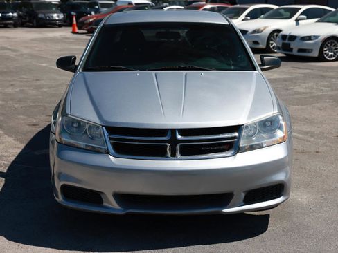 Used 2014 Dodge Avenger SE FWD image 19