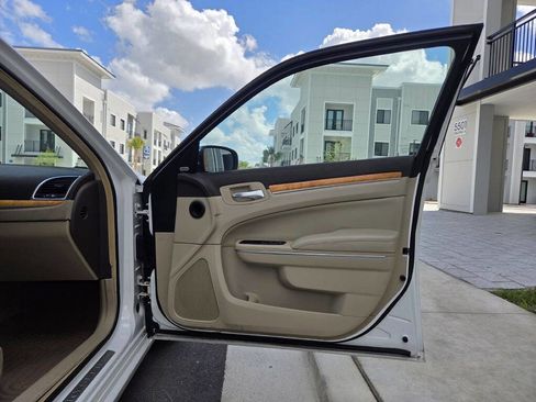 Used 2012 Chrysler 300 C image 50