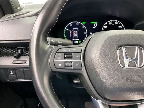 Certified 2025 Honda CR-V Sport image 23