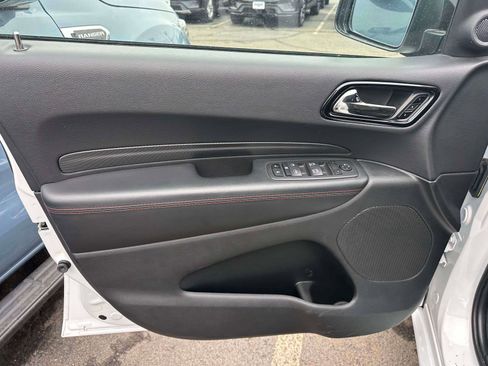 Used 2024 Dodge Durango GT image 16