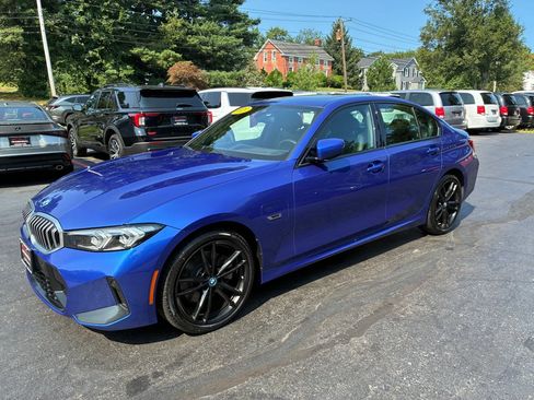 Used 2023 BMW 330e xDrive w/ M Sport Package AWD/4WD image 2