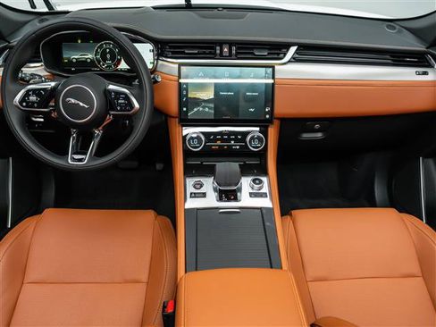 New 2026 Jaguar F-PACE R-Dynamic S AWD/4WD image 18