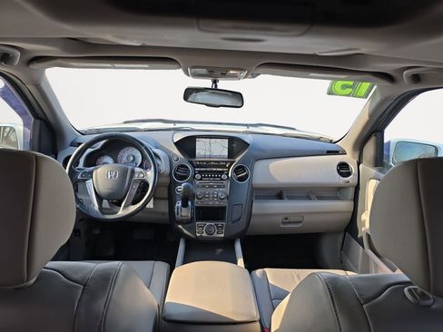 Used 2015 Honda Pilot Touring image 16