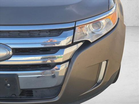 Used 2013 Ford Edge Limited AWD/4WD image 9