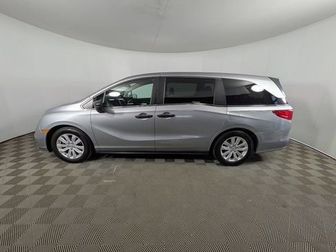 Used 2018 Honda Odyssey LX image 14