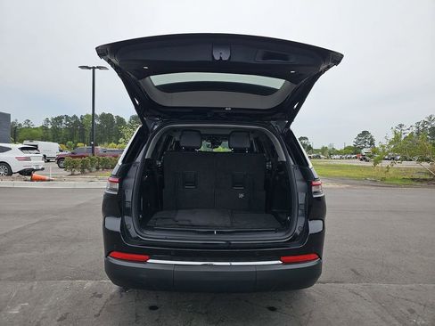 Used 2021 Jeep Grand Cherokee L Limited image 17