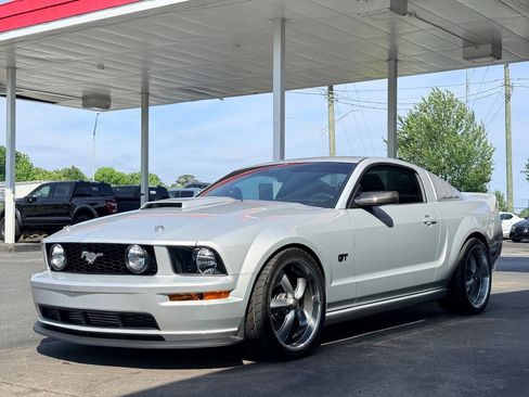 Used 2007 Ford Mustang GT Premium RWD image 6