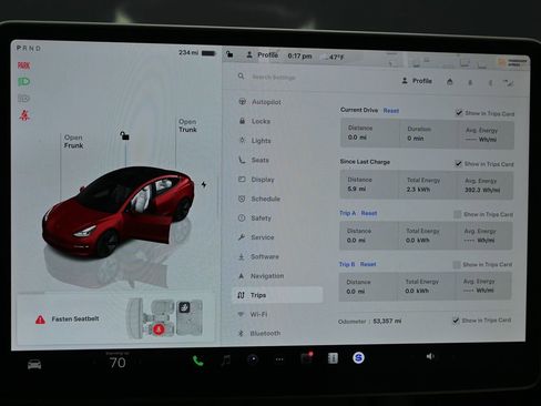 Used 2023 Tesla Model 3 Standard Range image 30