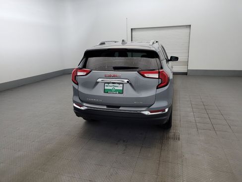Used 2023 GMC Terrain SLT AWD/4WD image 7